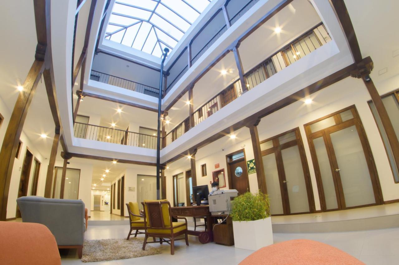 Reec Latacunga By Oro Verde Hotels ภายนอก รูปภาพ